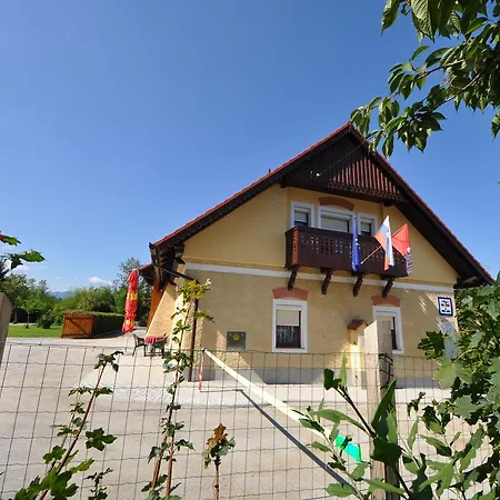 Pri Belokranjcu *